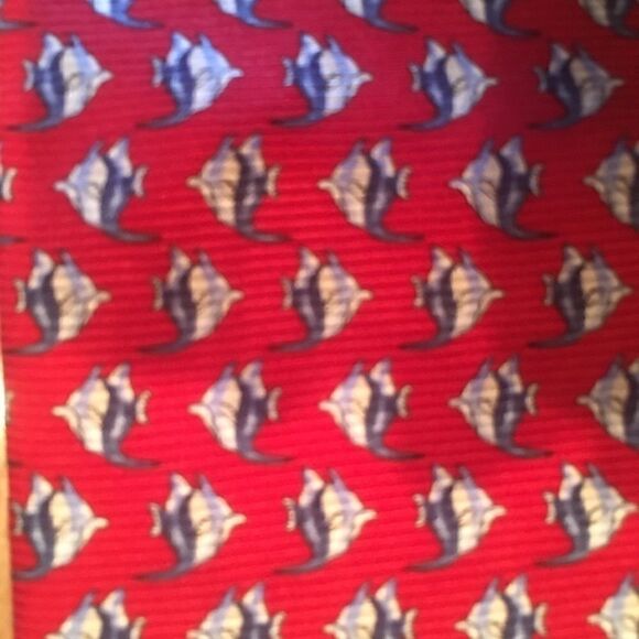 Fish Tie  - Picture 1 of 4